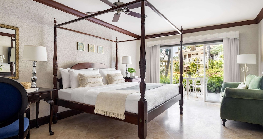 Honeymoon Room, 1 Bedroom, Pool View (Caribbean Luxe Poolside Walkout Room)