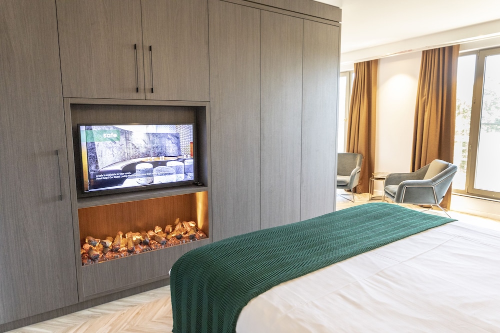 Superior Double or Twin Room photo 1