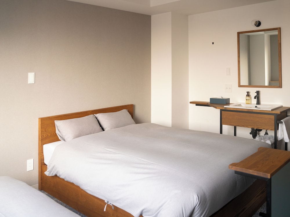 Premier Double Room - Photo 12
