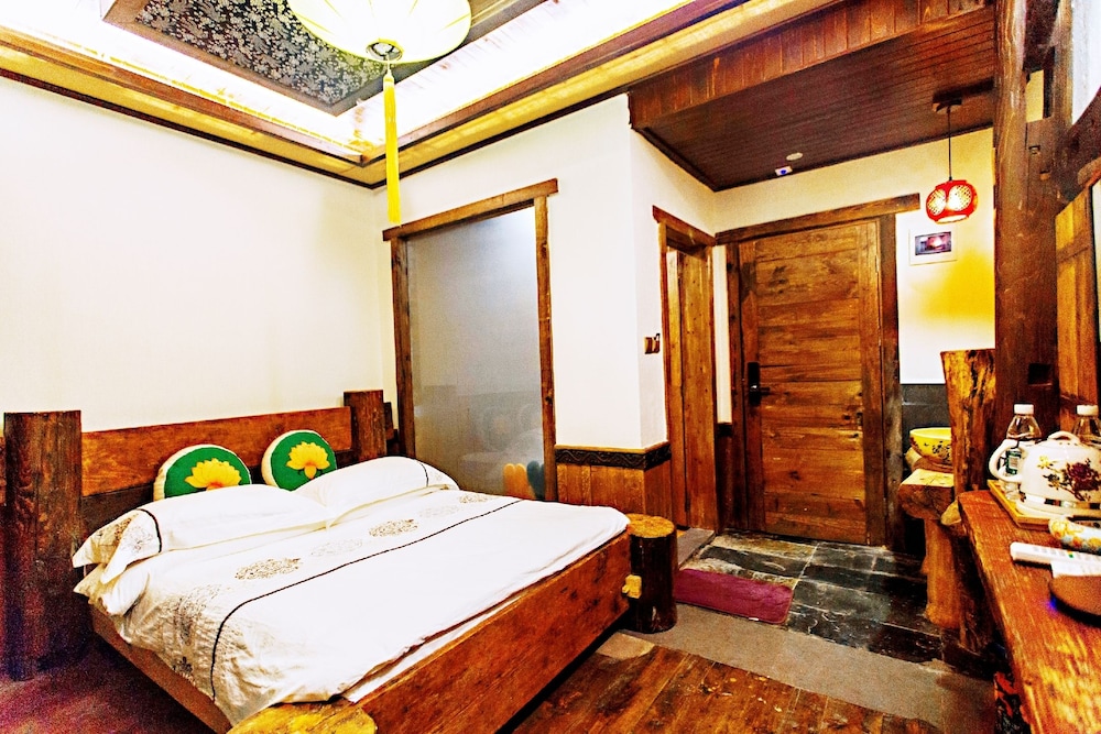 Basic Double Room photo 2