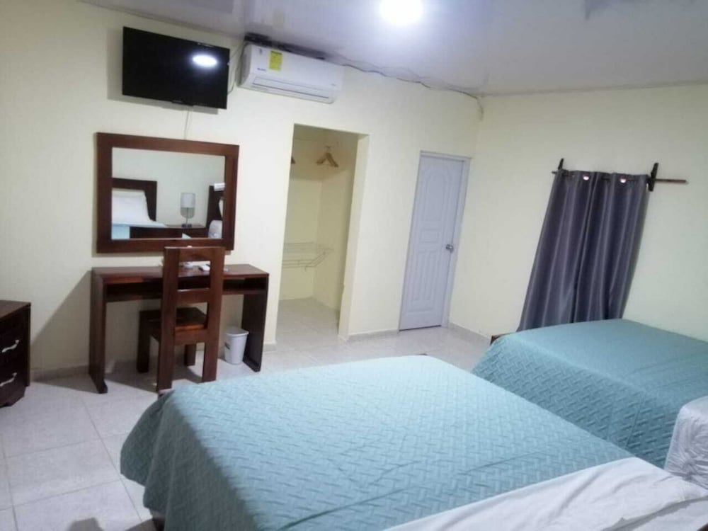 Deluxe Double Room, 2 Queen Beds