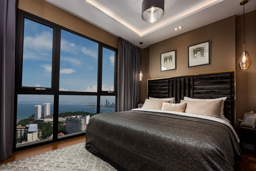 Grande Deluxe 2 bedroom Seaview suite - Photo 9