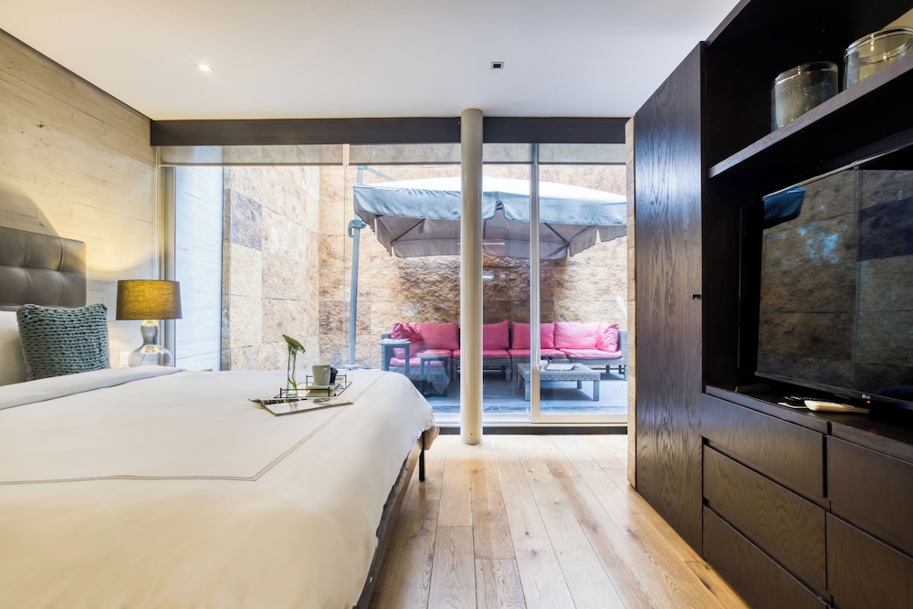 Suite, Terrace (Master) photo 3