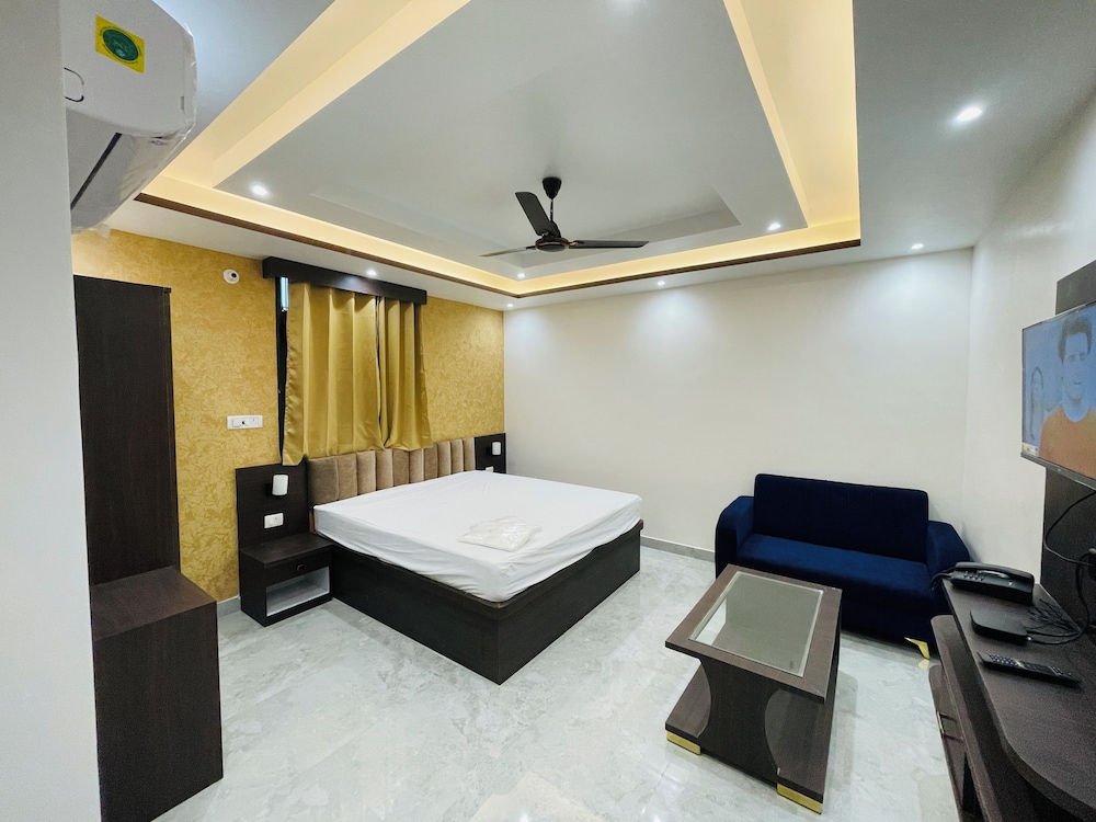 Executive Double Room, City View
