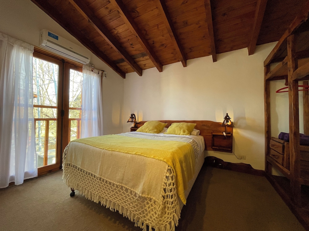 Deluxe Cabin photo 2