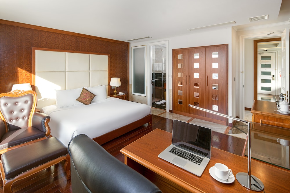 One Bedroom Apartment