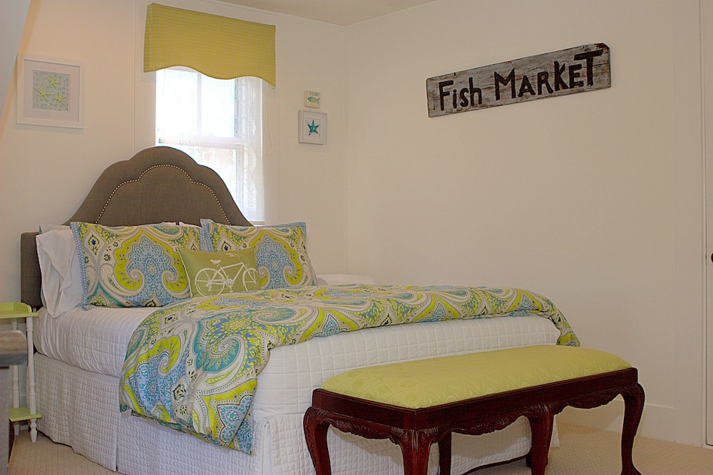 Room (Grenville) photo 1