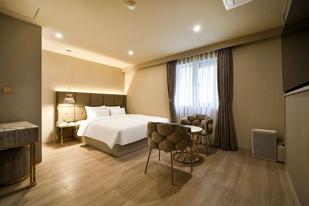 Deluxe Double Room - Photo 6