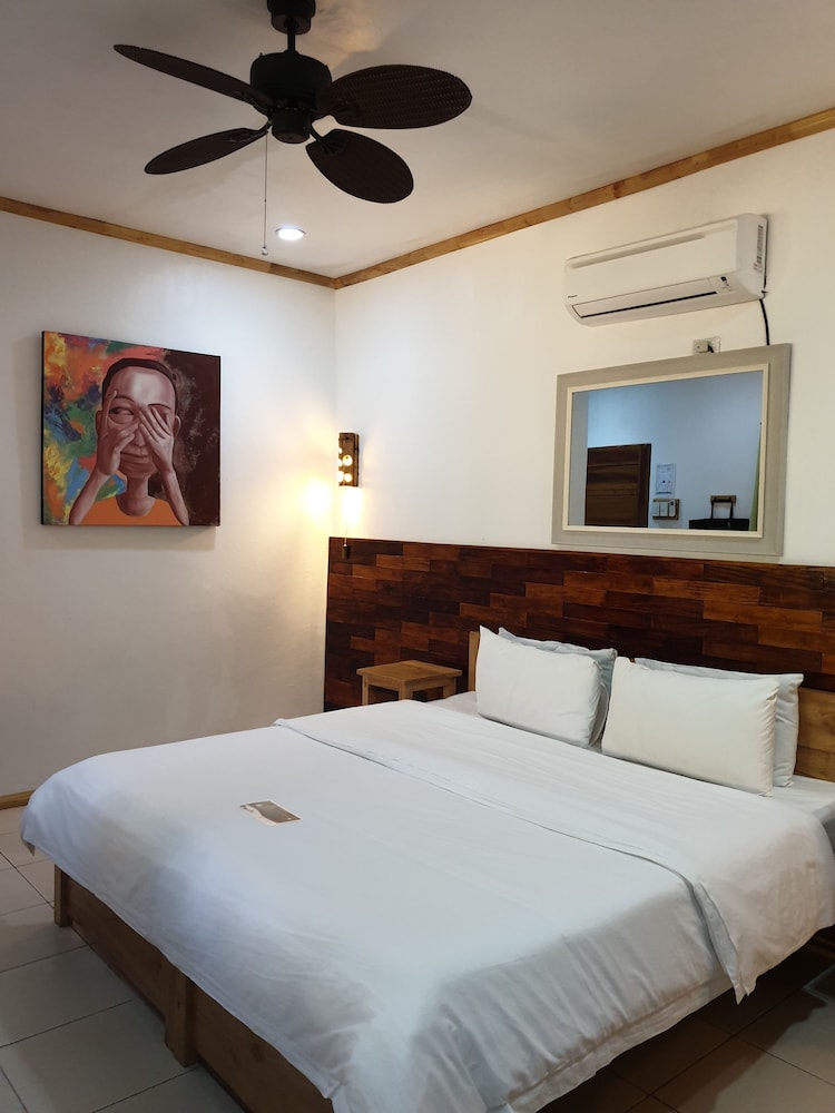 Deluxe Cottage - Photo 10