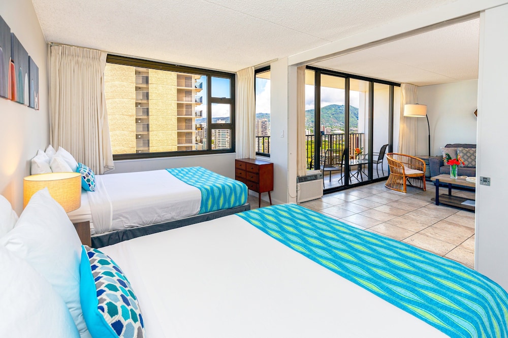 High Floor Ocean View Condo w/ 2 Beds and Parking: Family Condo, 1 Bedroom, Air conditioning, Ocean View (0062) photo