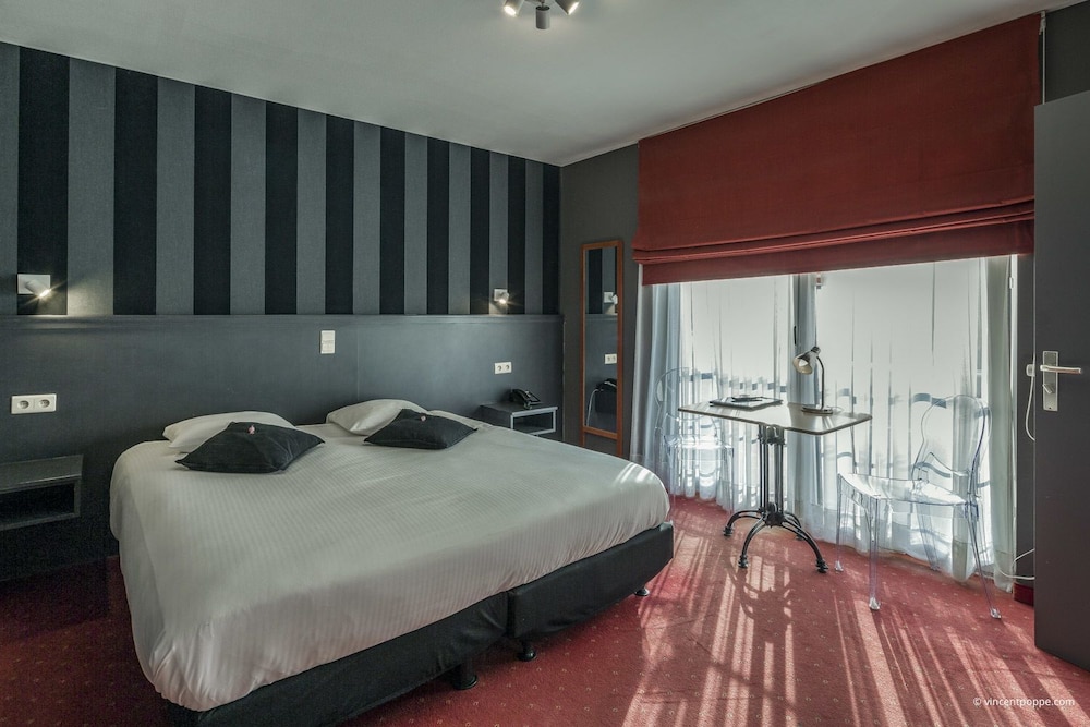 Deluxe Double Room - Photo 1