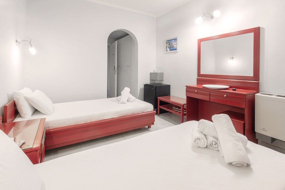 Economy Double Room photo 3