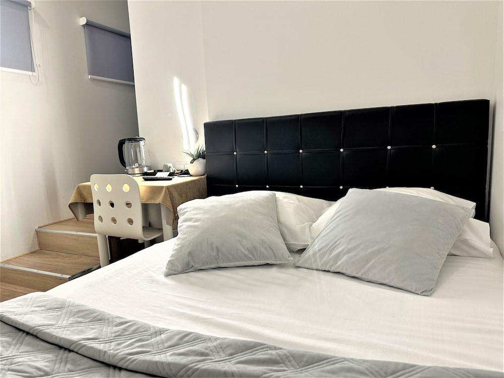 Basic Single Room photo 3