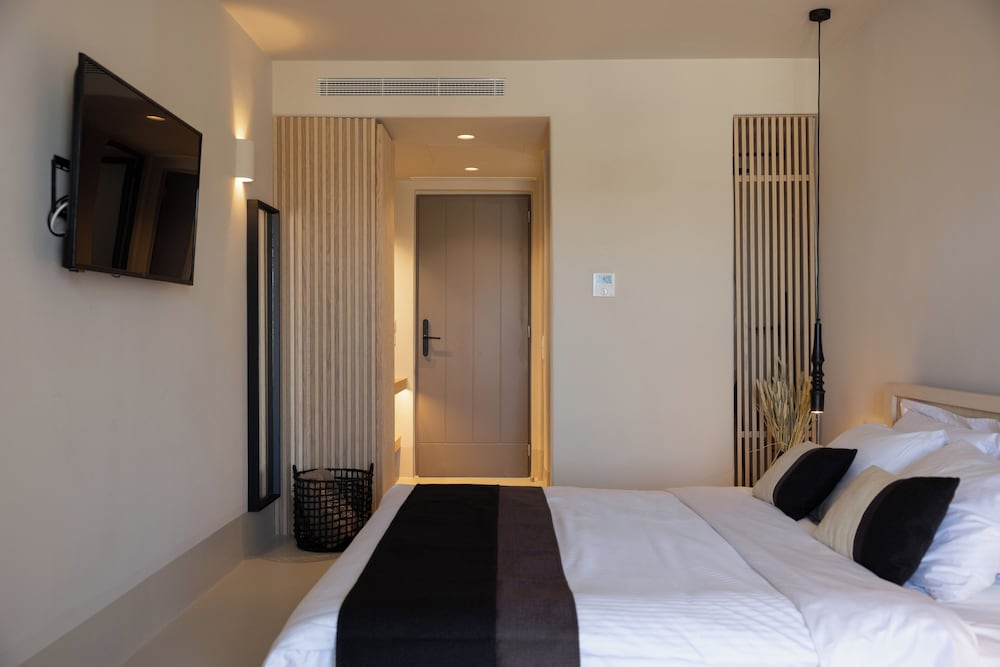 Double Room, Jetted Tub
