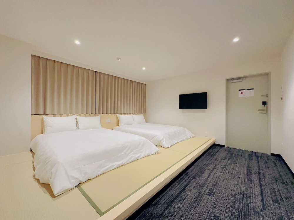 Family Twin Room photo 2