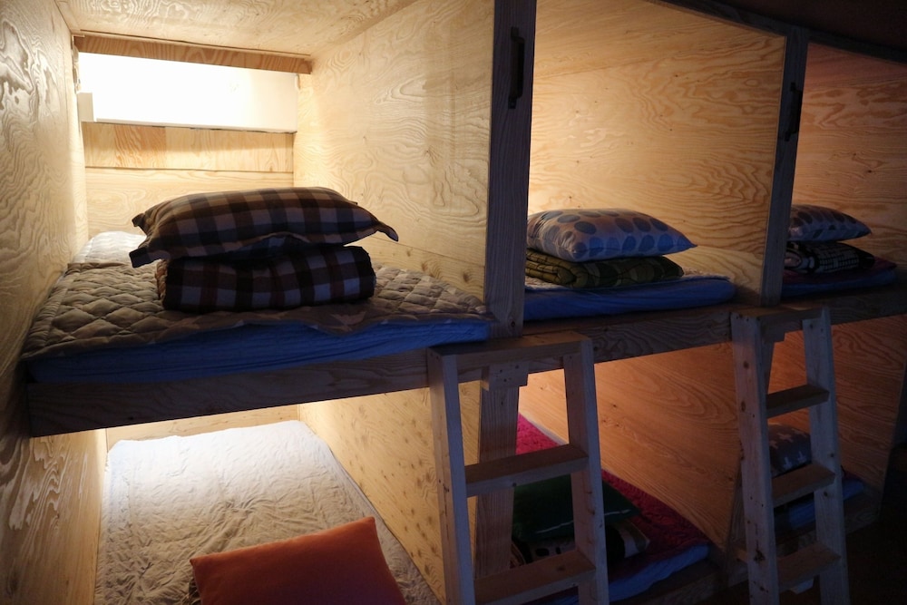 Basic Shared Dormitory, Men only photo 3