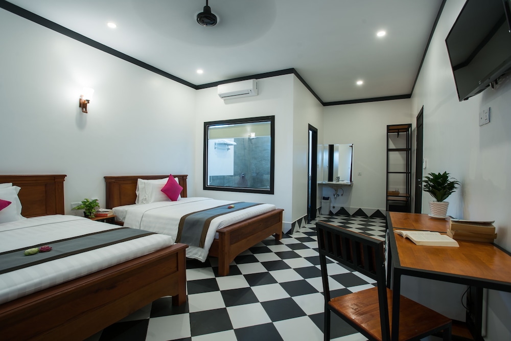 Deluxe Twin Room - Photo 2