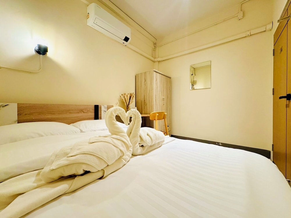 Economy Double Room photo 1