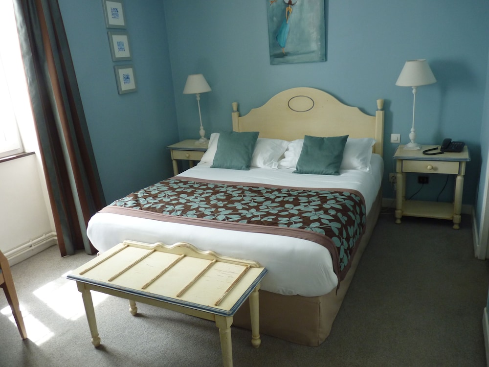 Standard Double Room - Photo 4