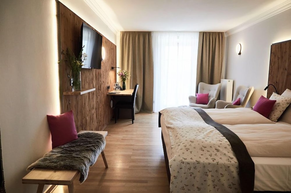 Double Room, Balcony (SeinerZeit)