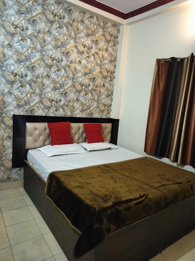 Deluxe Double Room, City View