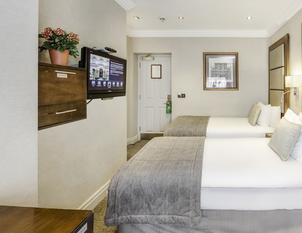 Superior Twin Room photo 2