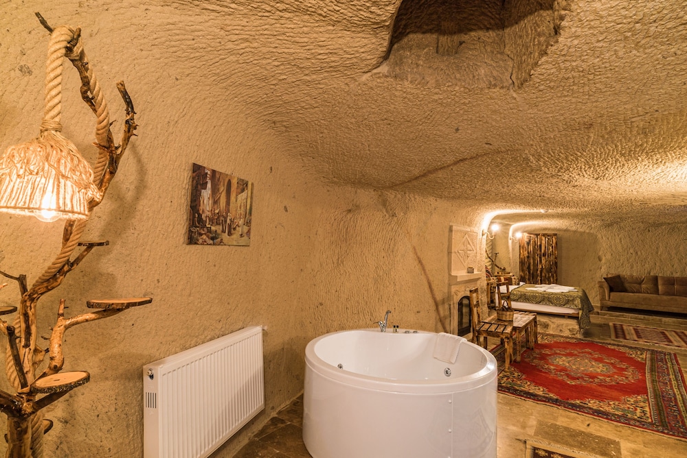 Honeymoon Room (Alesta) - Photo 46