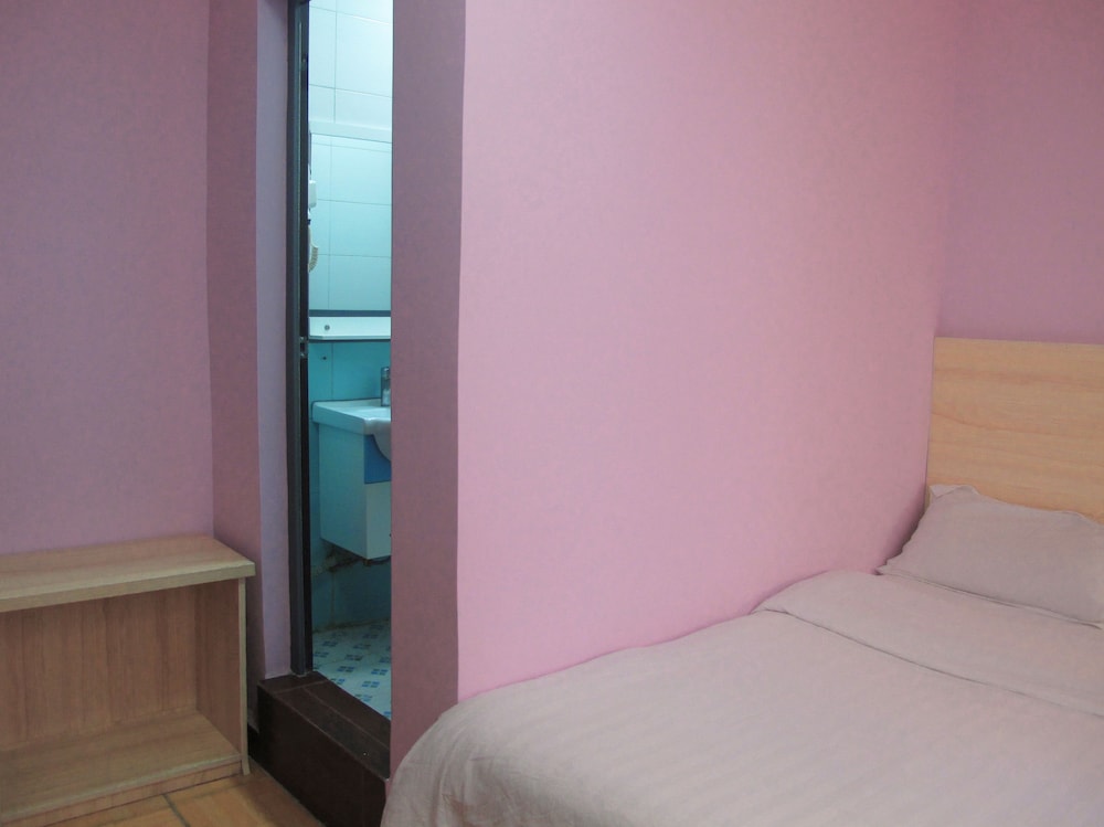 Basic Double Room photo 3