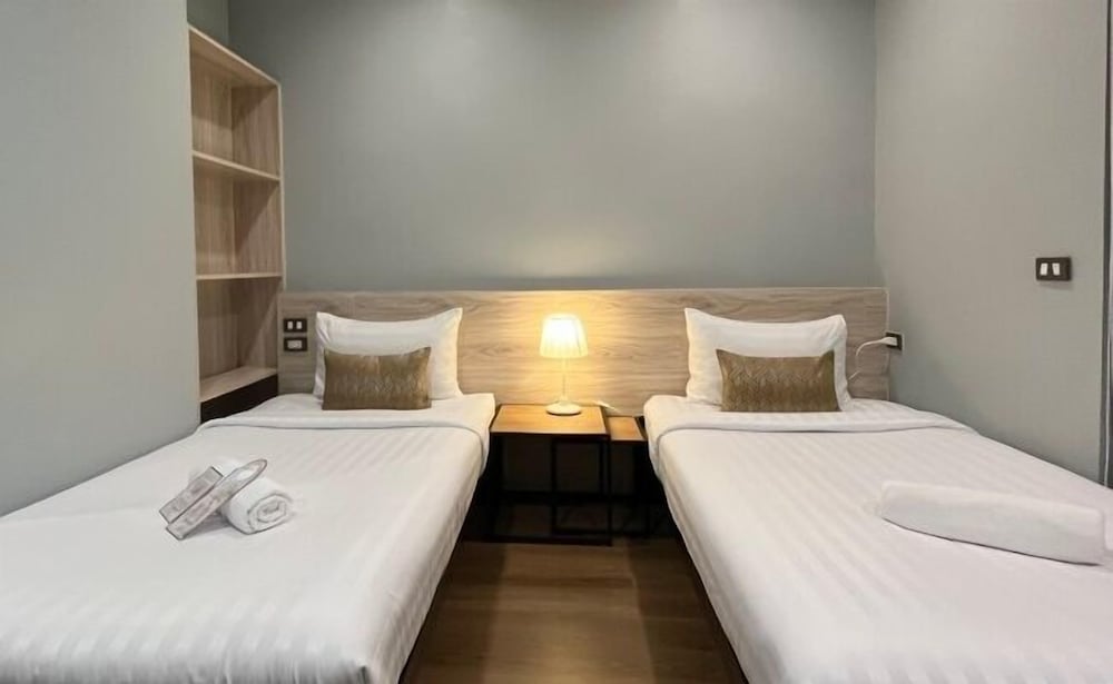Deluxe Twin Room - Photo 8