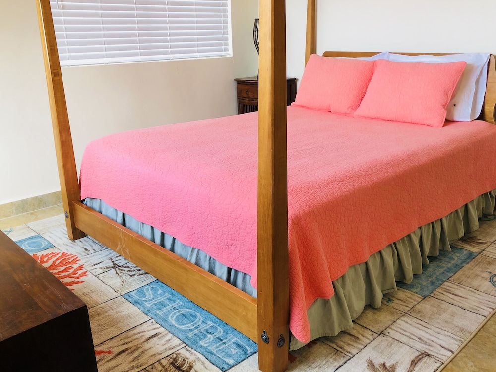 Ocean View, 2 Bedroom Apartment, Non Smoking - B photo 1