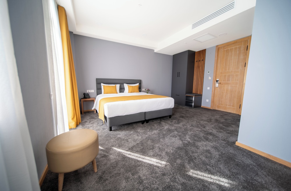Standard Twin Room photo 2