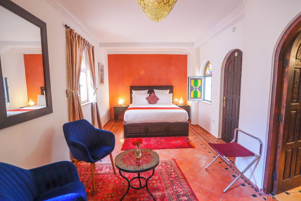Superior Double or Twin Room - Photo 6