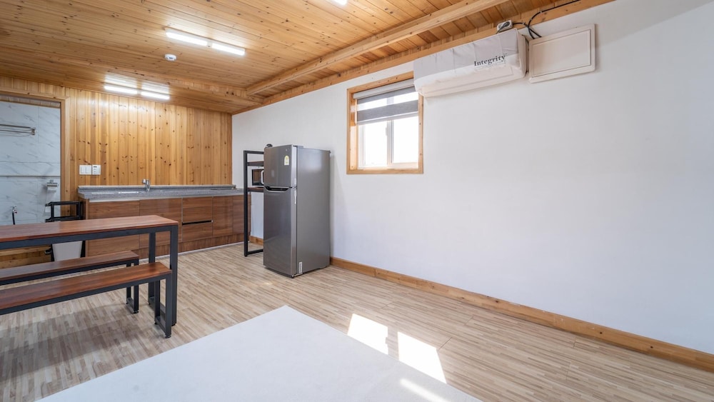 Basic Room, 1 Bedroom (dokchae1) - Photo 3