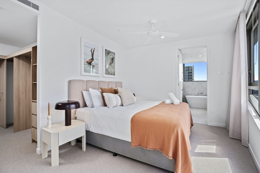 Apartment photo 1