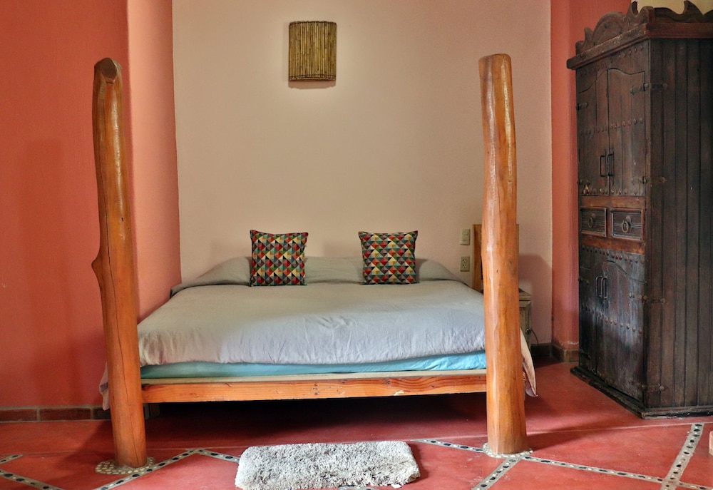 Tono Room