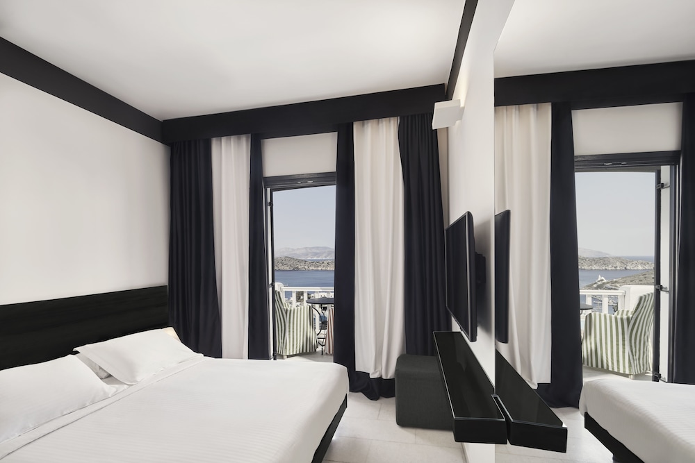 Panoramic Room, Sea View - Photo 1