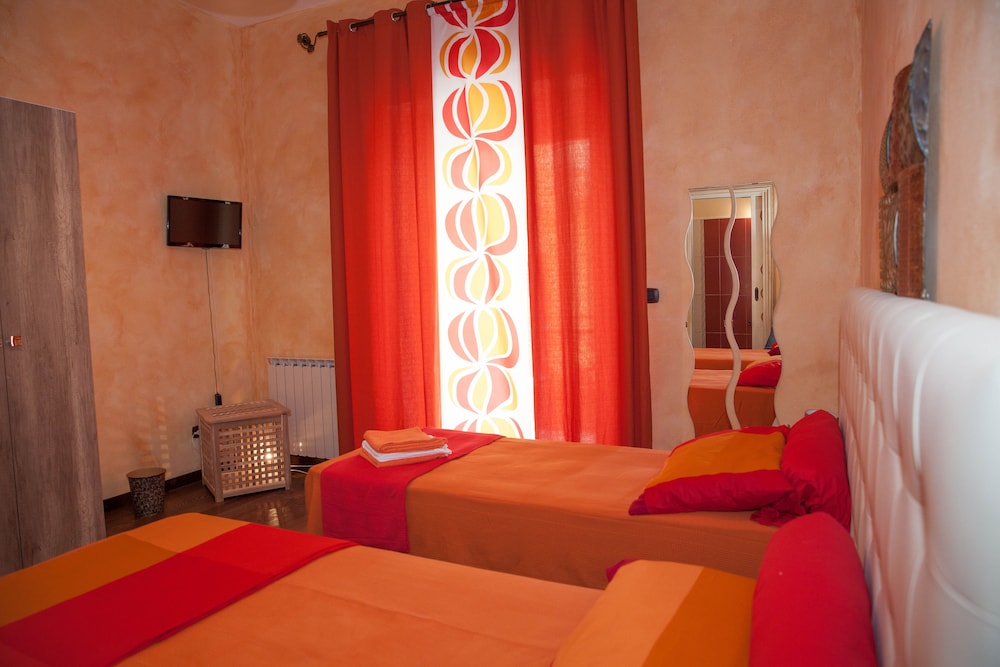 Deluxe Double or Twin Room photo 1