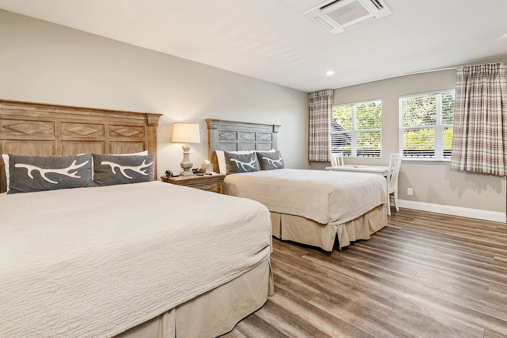 Standard Room, 2 Queen Beds