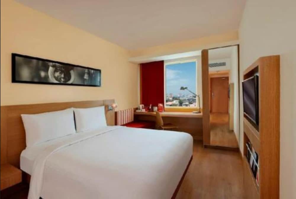Standard Twin Room, 2 Twin Beds - Photo 2
