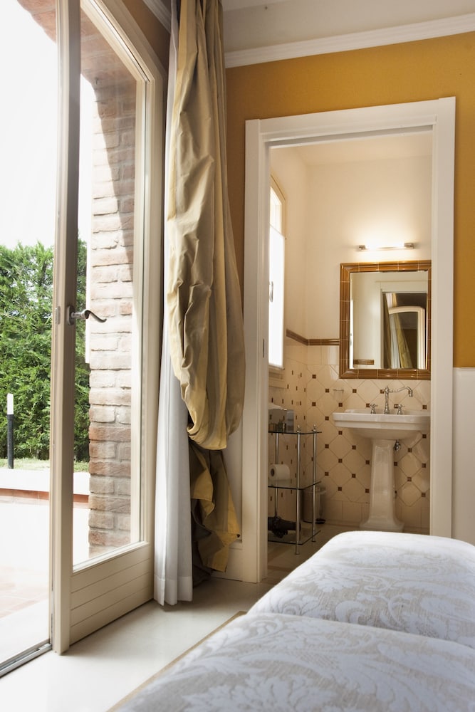 Superior Double Room - Photo 3