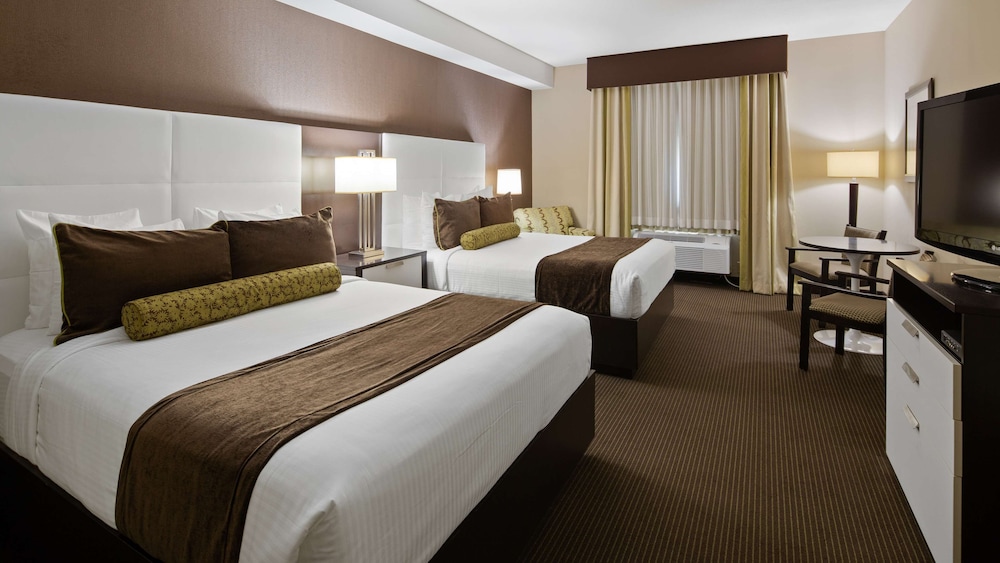 Standard Room, 2 Queen Beds, Non Smoking photo 3