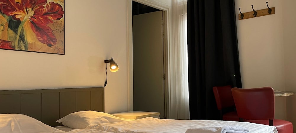 Deluxe Twin Room, 2 Twin Beds, Private Bathroom, City View