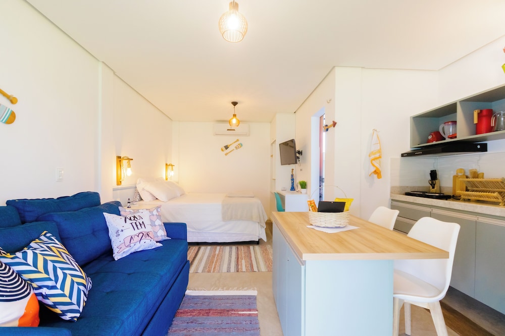 Standard Studio Suite, Non Smoking, Balcony