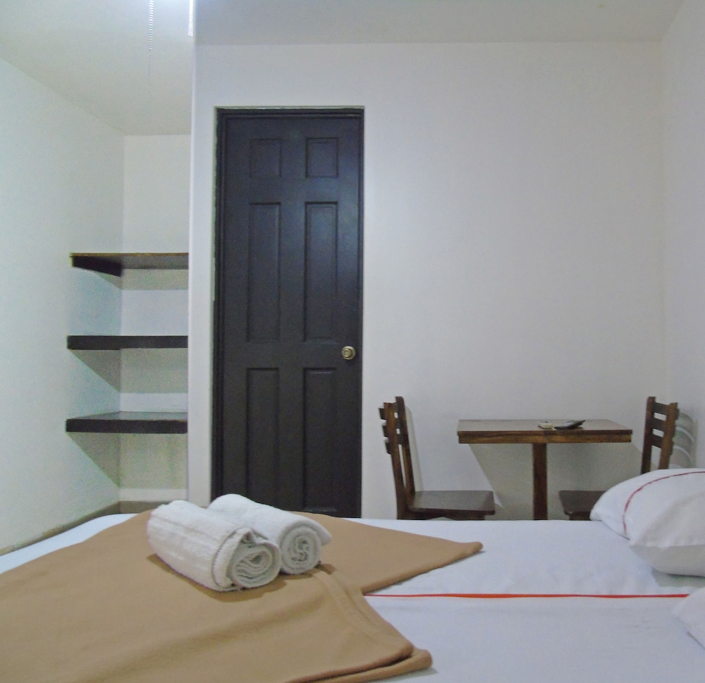 Standard Room photo 3