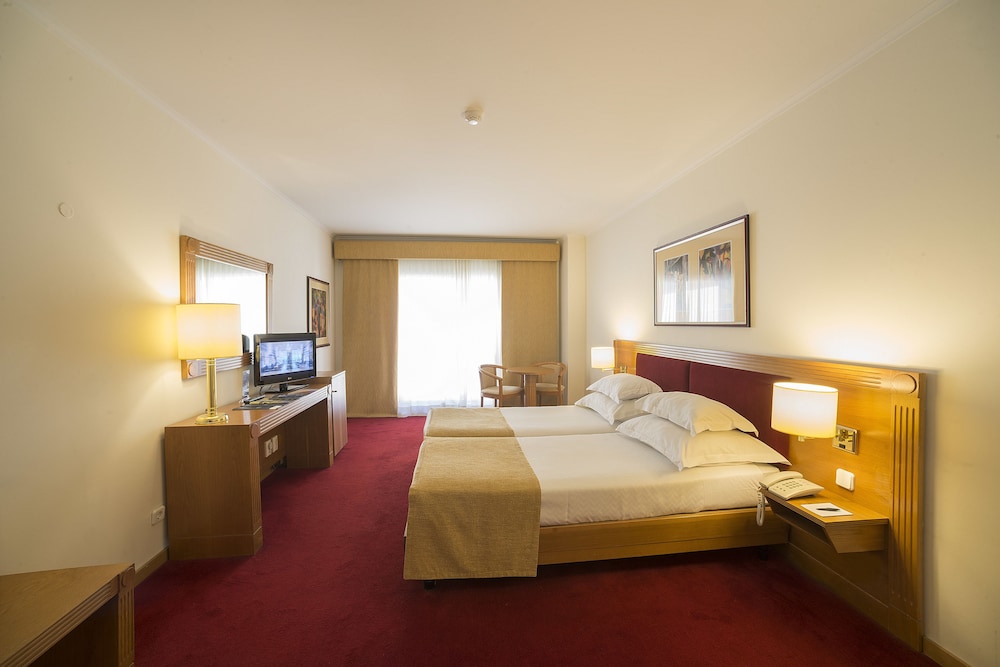Twin Room - Photo 1