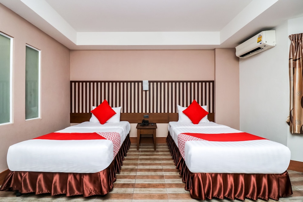 Standard Twin Room photo 3