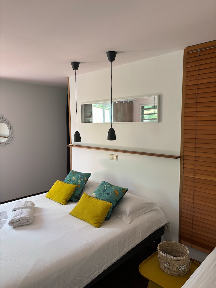 Panoramic Bungalow, 1 Bedroom, Patio, Lagoon View photo 1