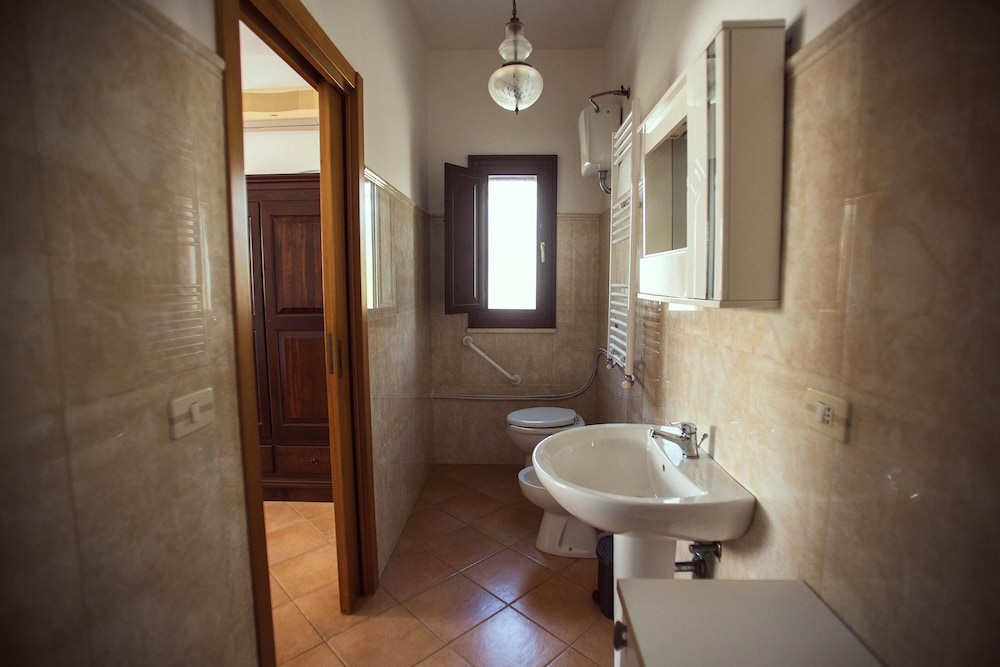 Villa photo 2