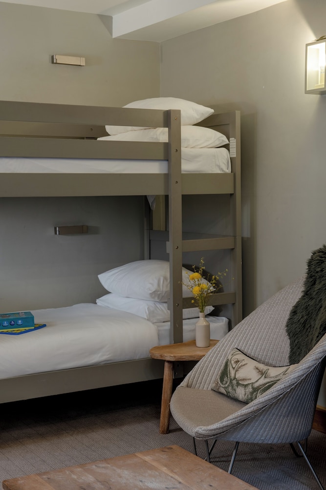 Barn Feature Family room with Sofa Bed and Bunks photo 3