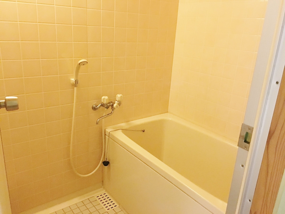 Traditional Room, Private Bathroom (Check in Until 18:00) photo 3